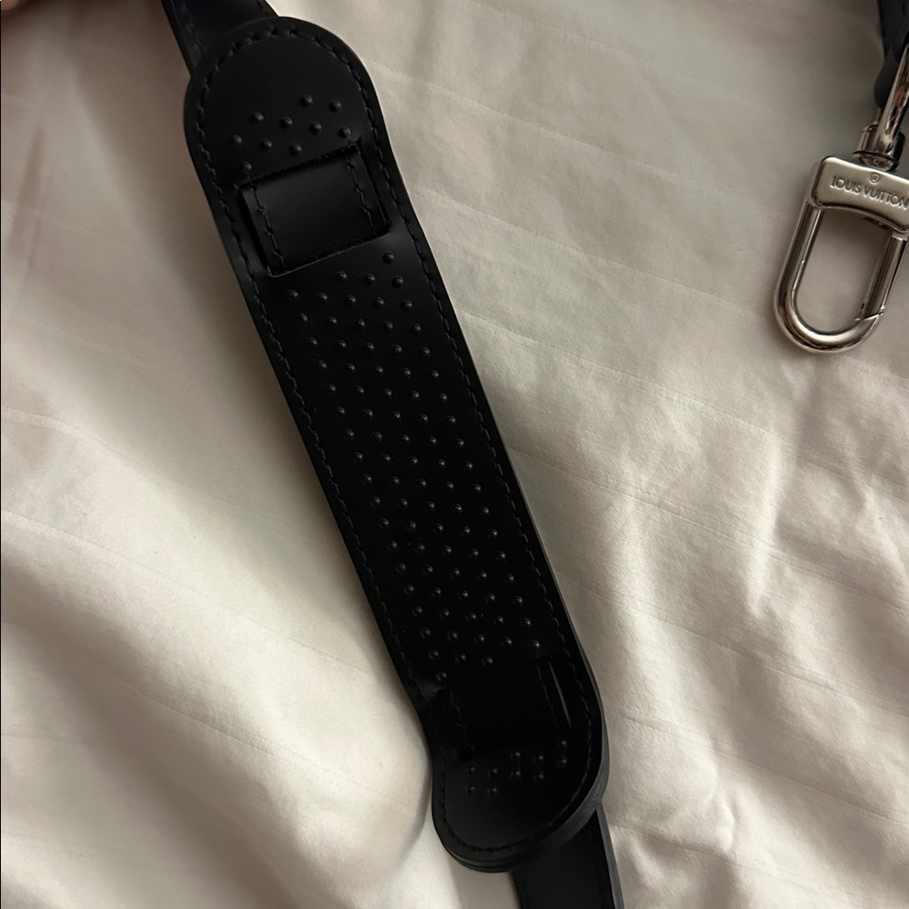 Louis Vuitton Black Strap with Silver Hardware - Picture 6 of 9
